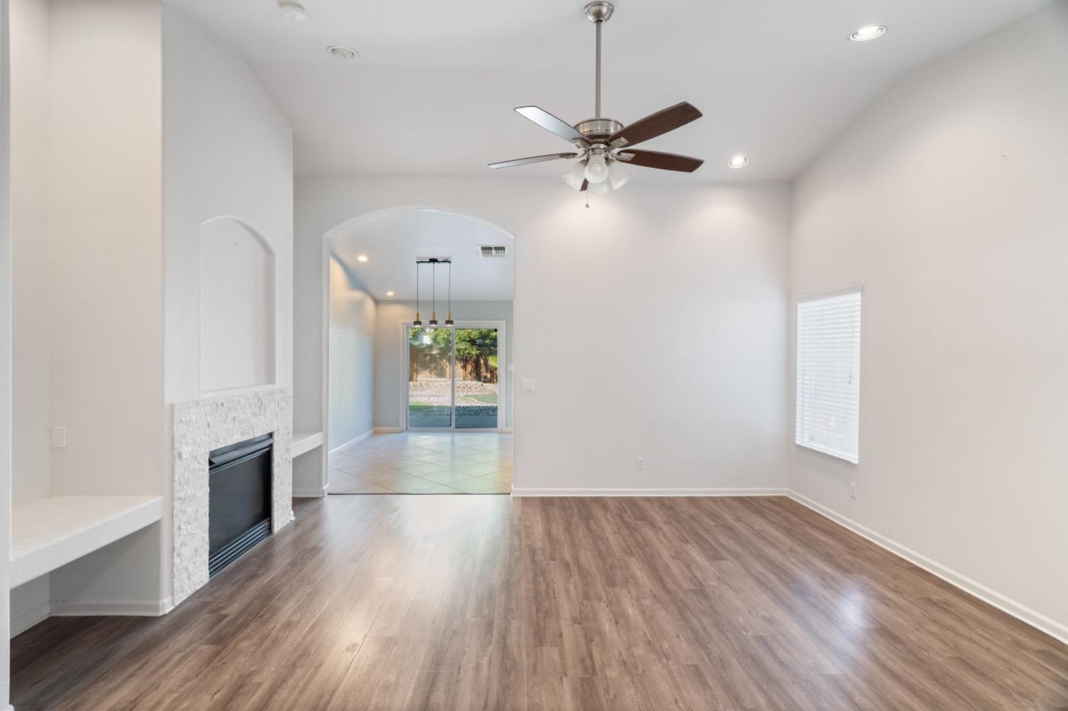 9805 Savonna Court