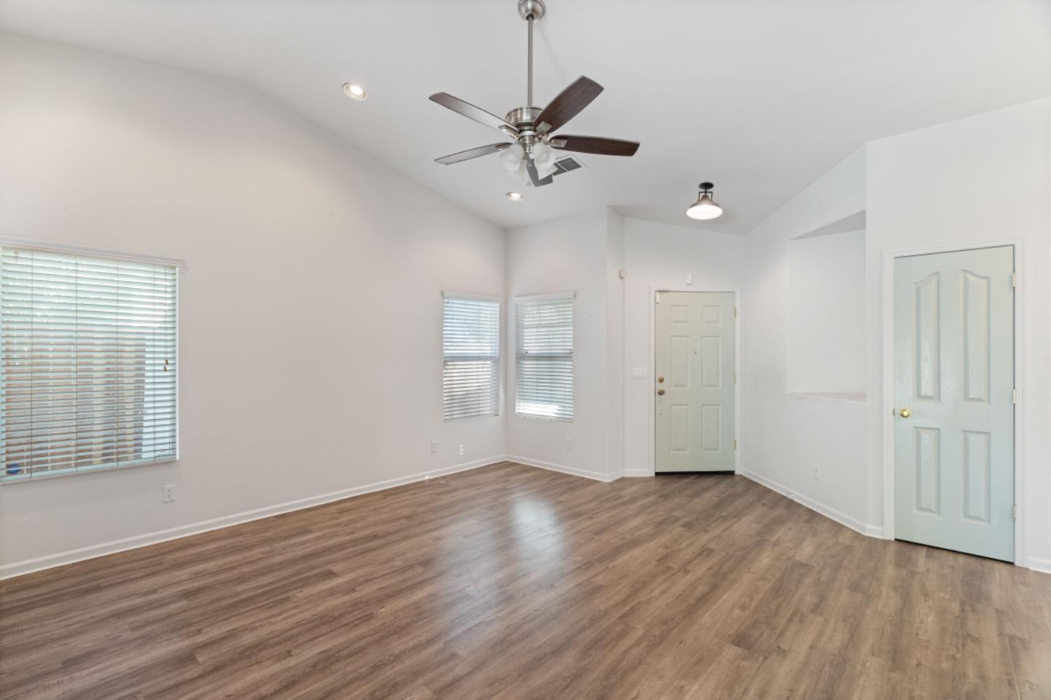 9805 Savonna Court