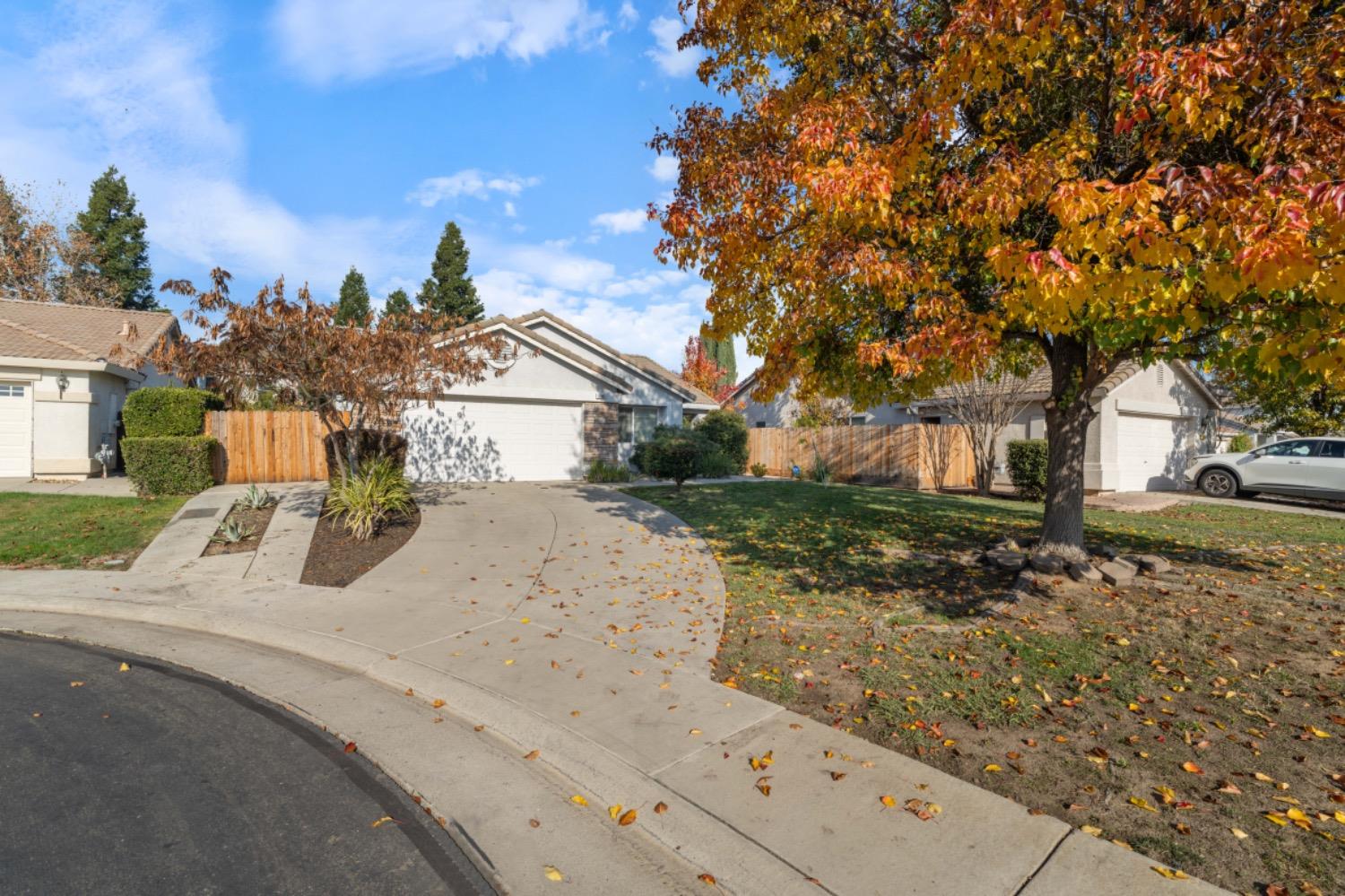 9805 Savonna Court