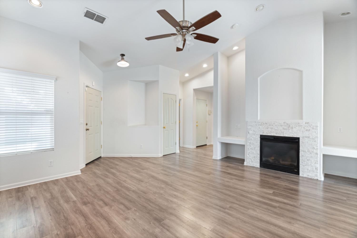 9805 Savonna Court