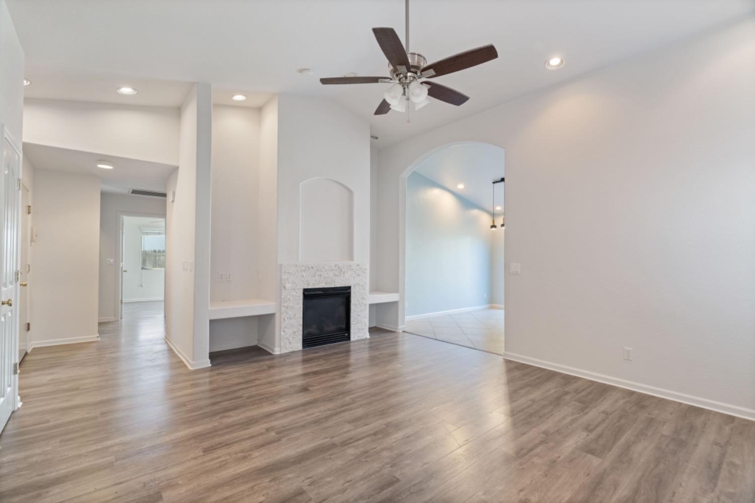9805 Savonna Court