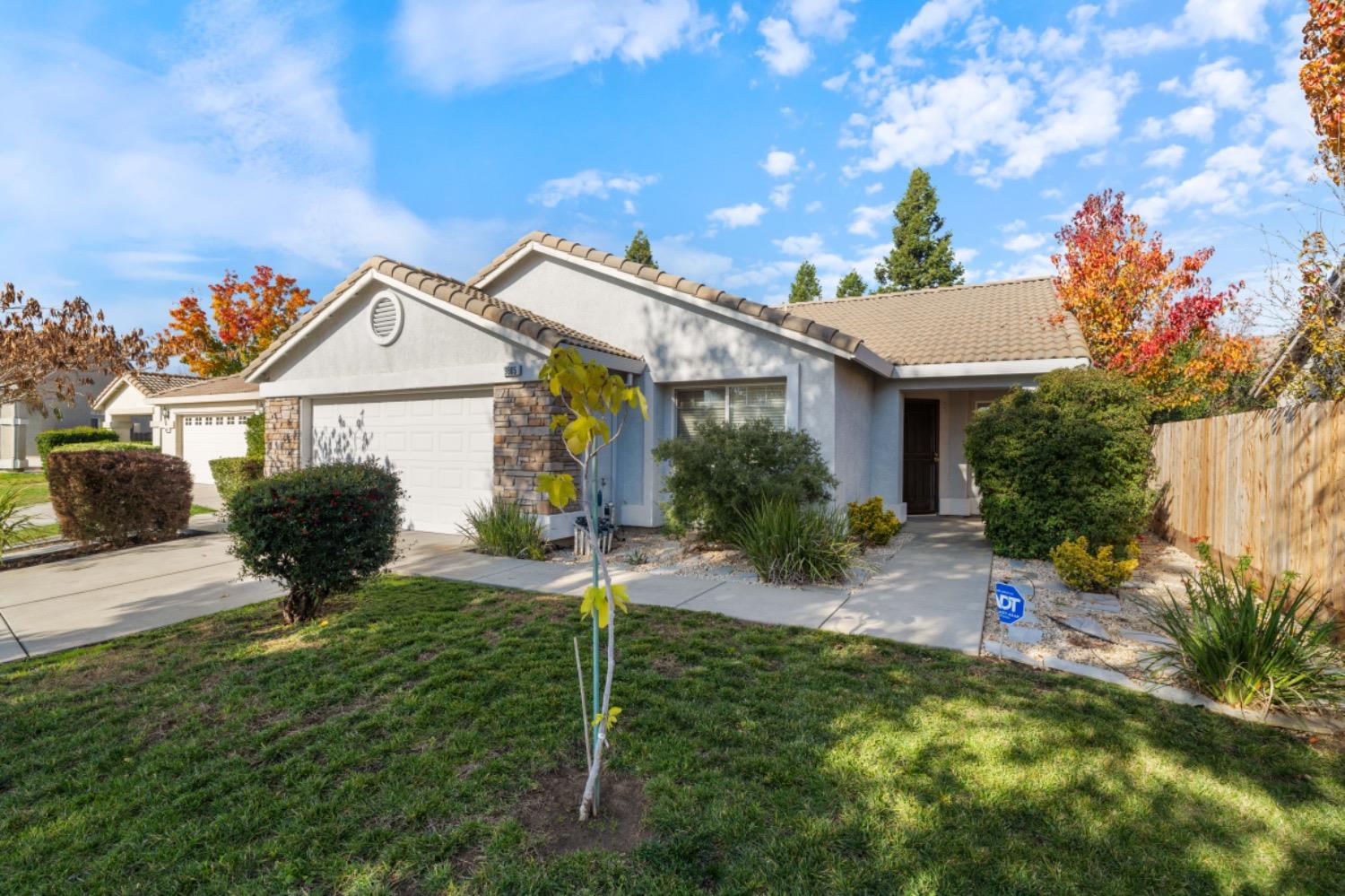 9805 Savonna Court