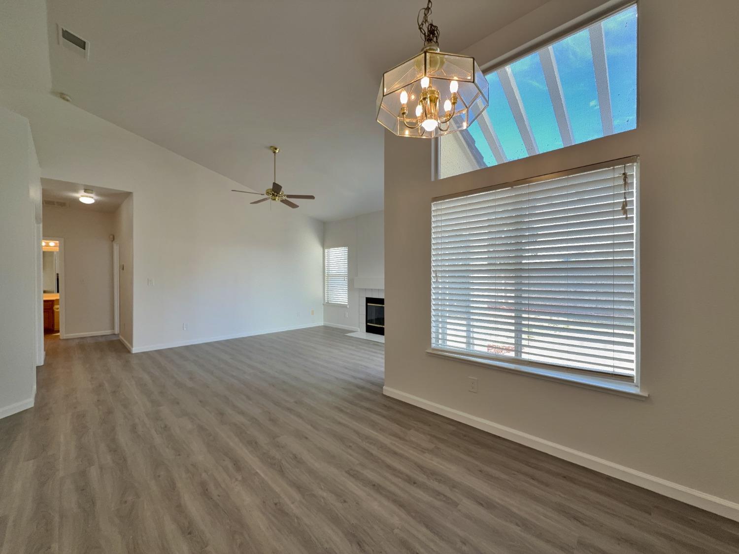 8318 Sunny Creek Way
