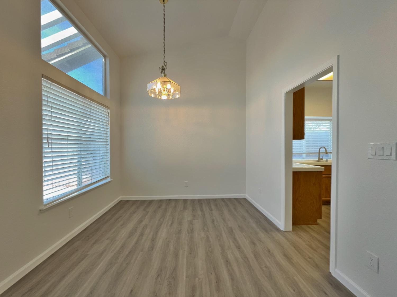 8318 Sunny Creek Way