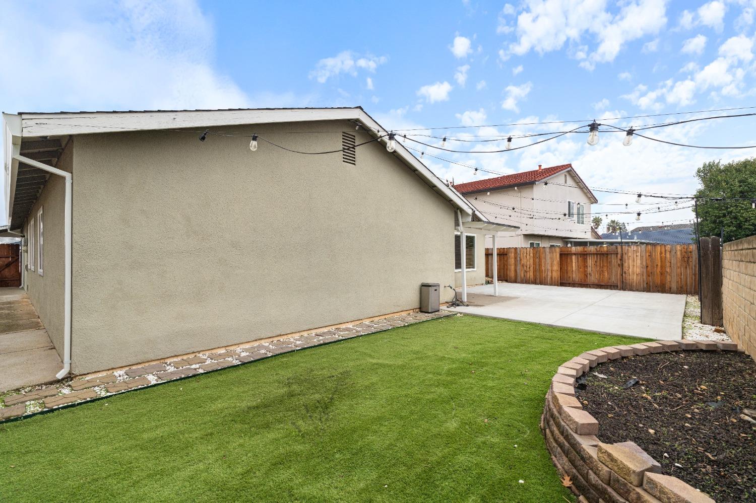 9930 Bexley Dr.