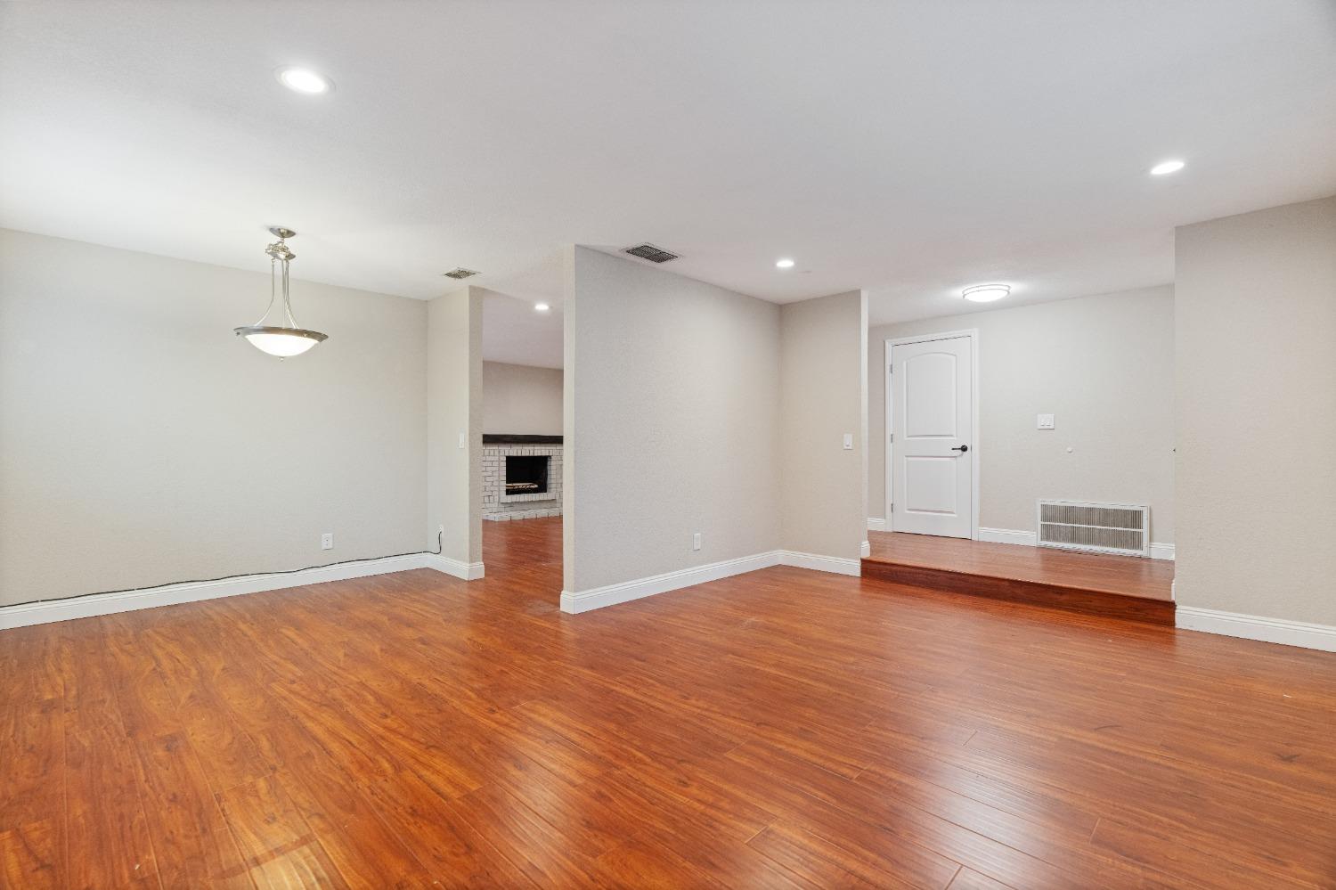 9930 Bexley Dr.