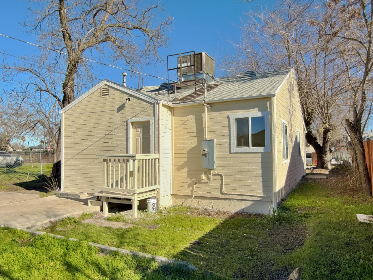 3941 Lily Street