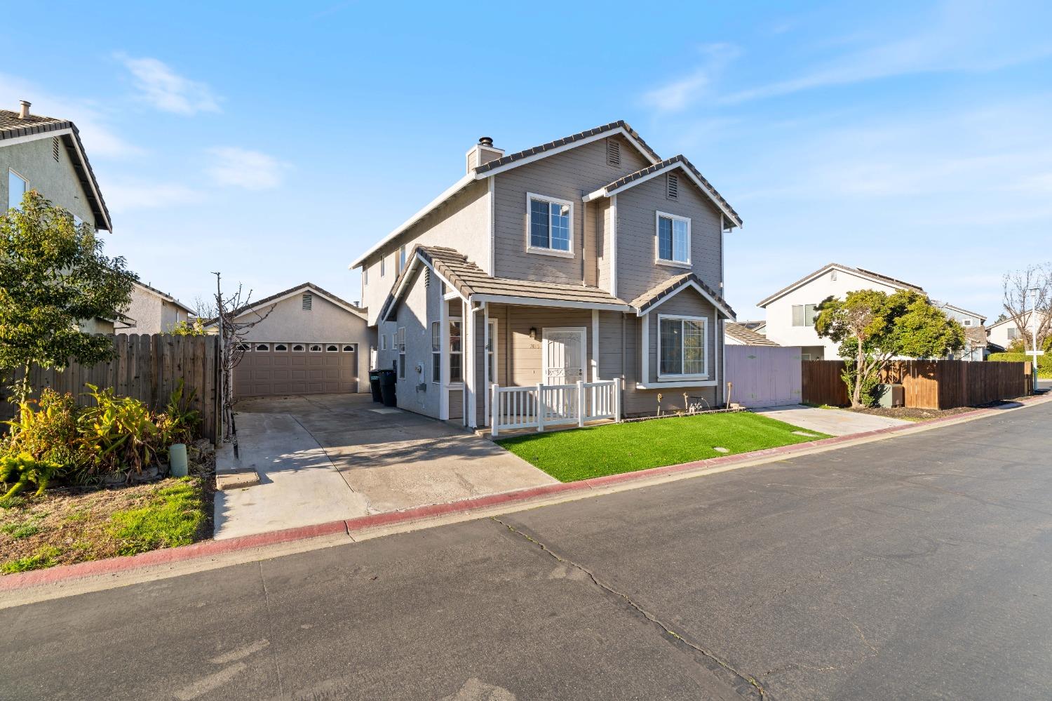 7425 High Point Lane