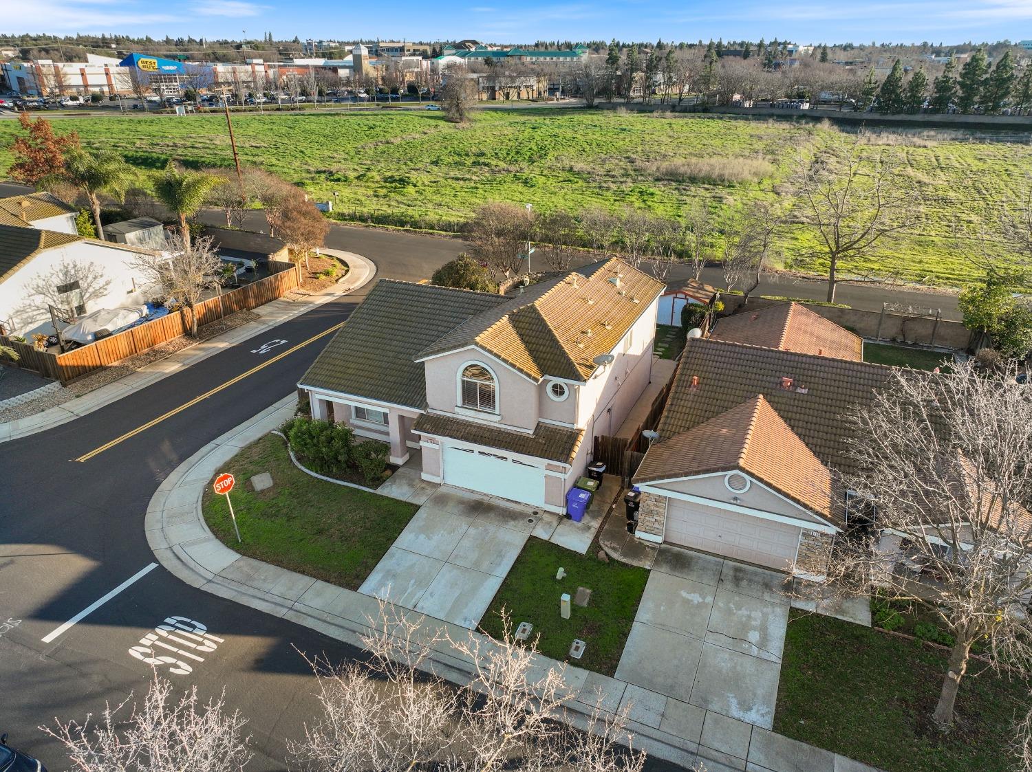 9115 Willowberry Way