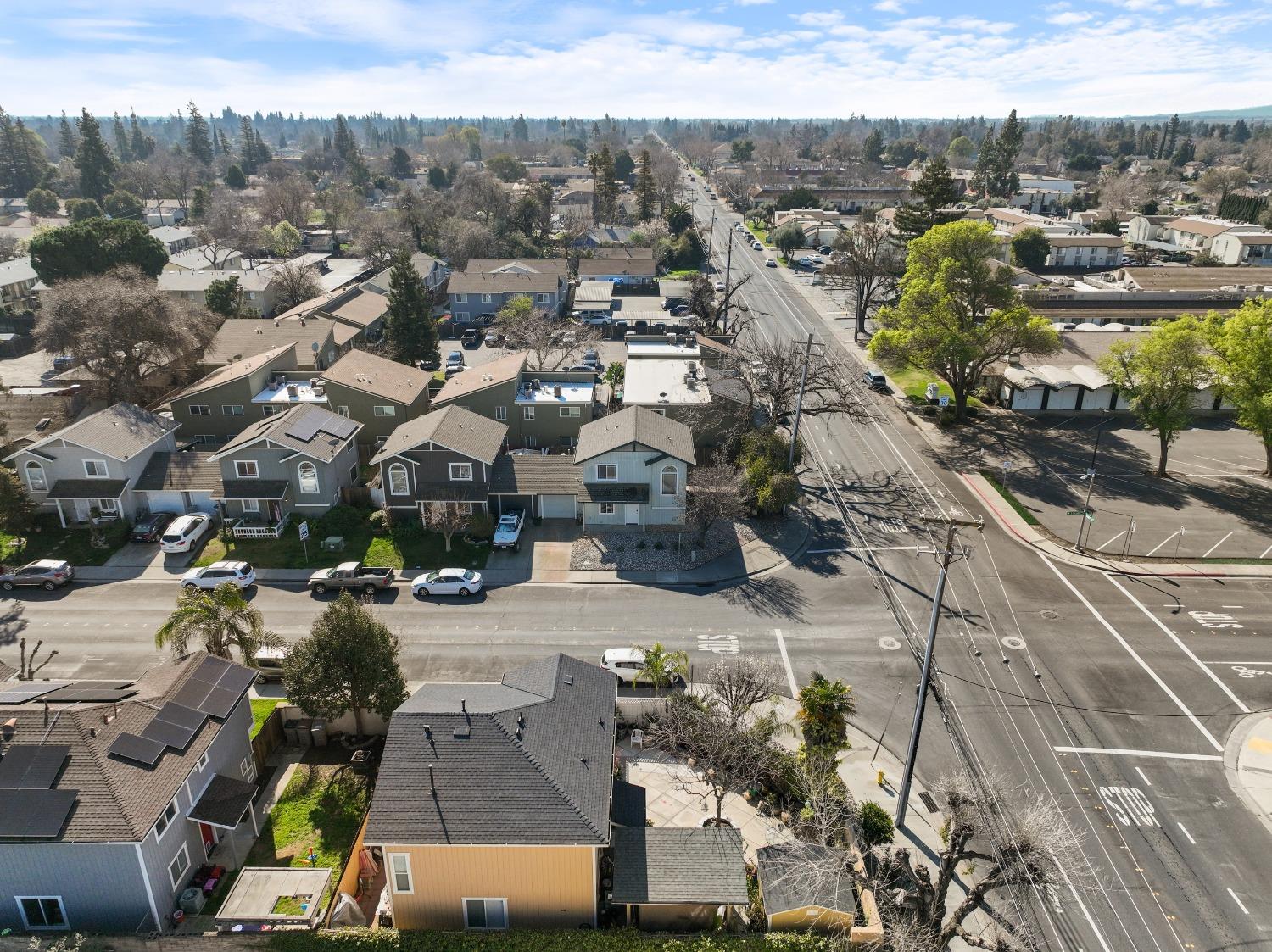 199 W Lincoln Avenue