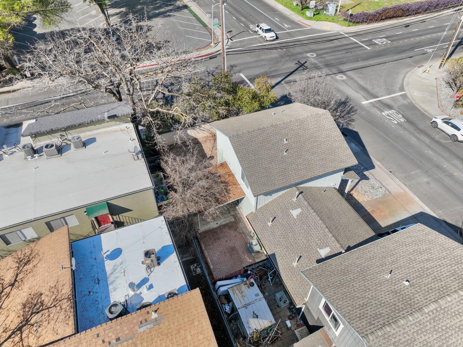 199 W Lincoln Avenue