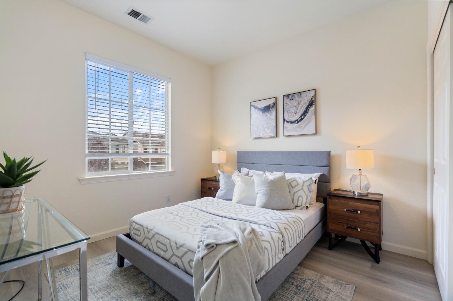 6350 Greenfield