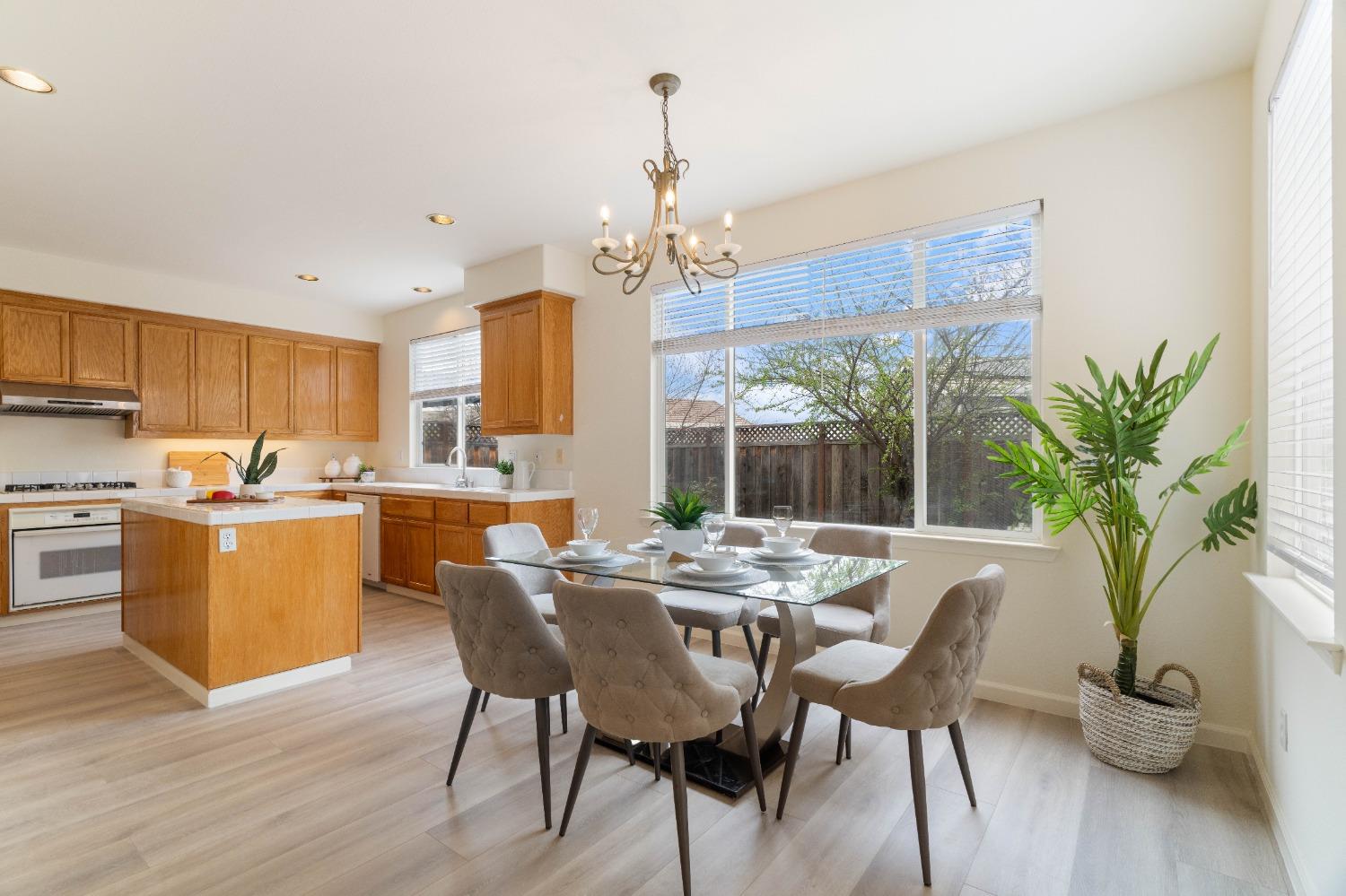 6350 Greenfield