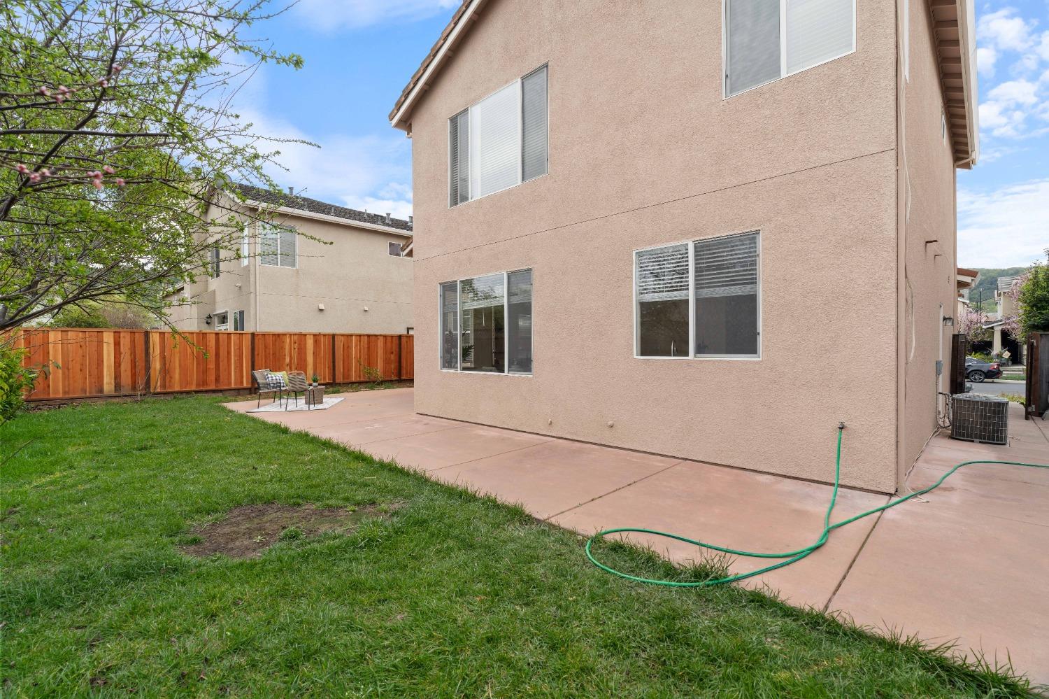 6350 Greenfield