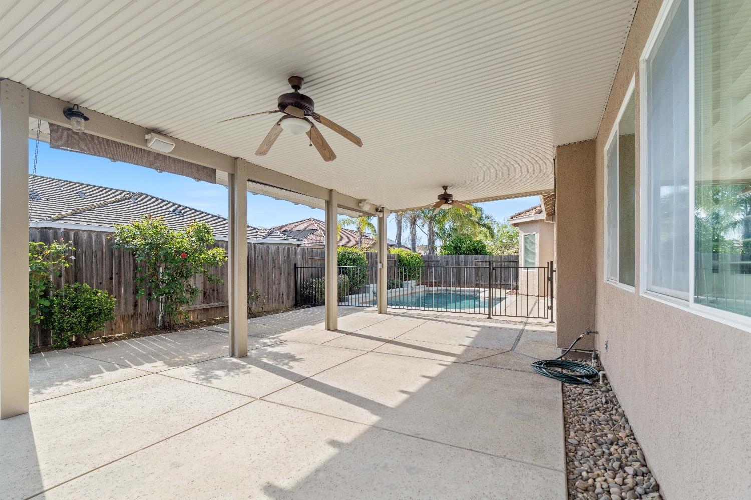 8282 Cabochon Way