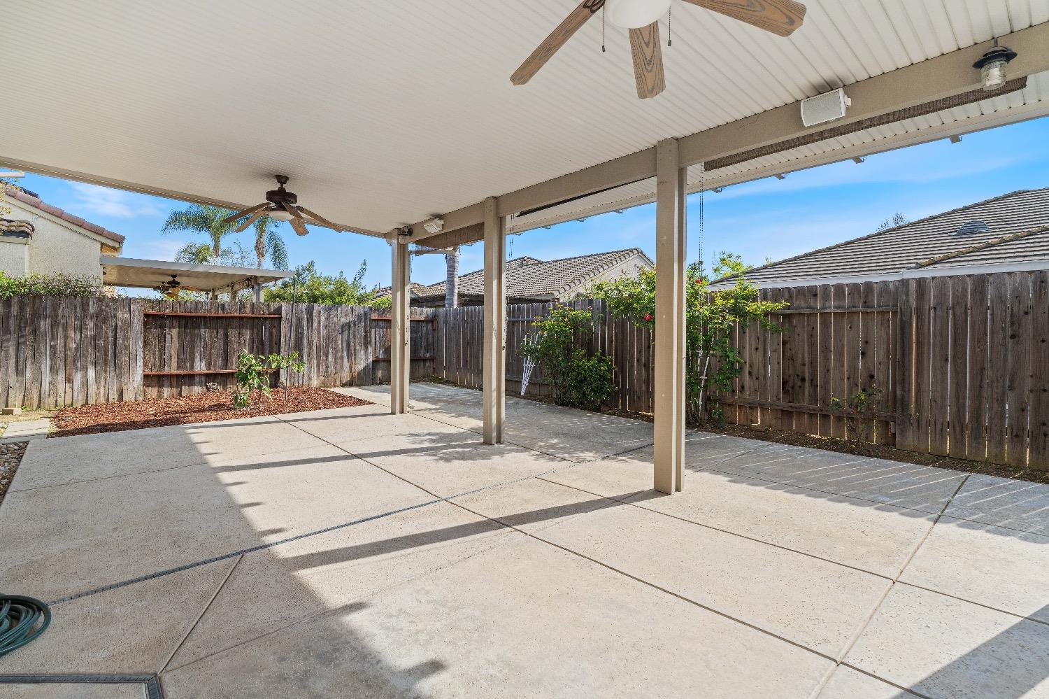 8282 Cabochon Way