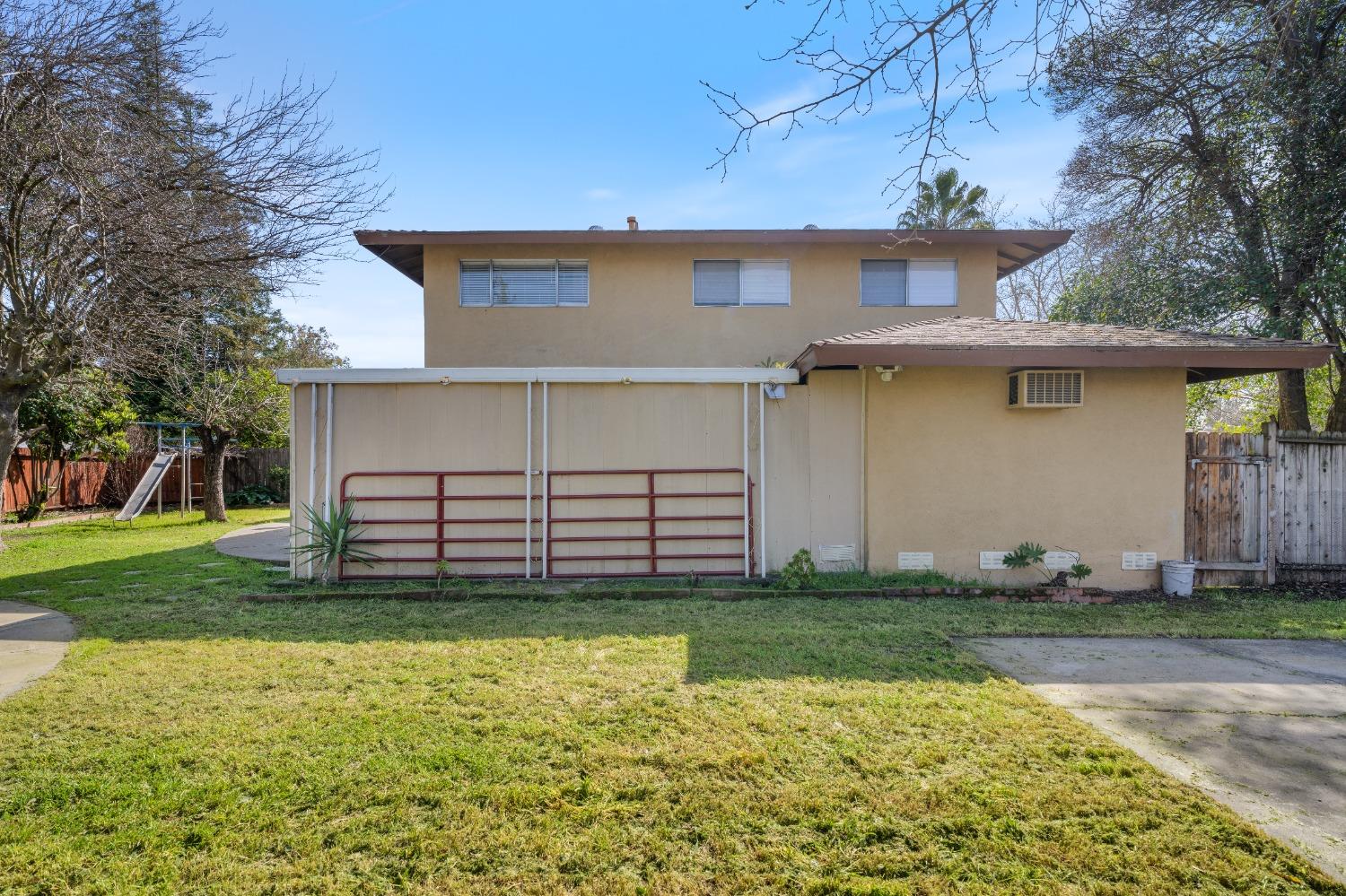 6101 Garden View Way