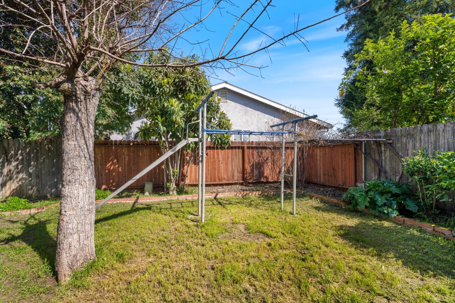 6101 Garden View Way