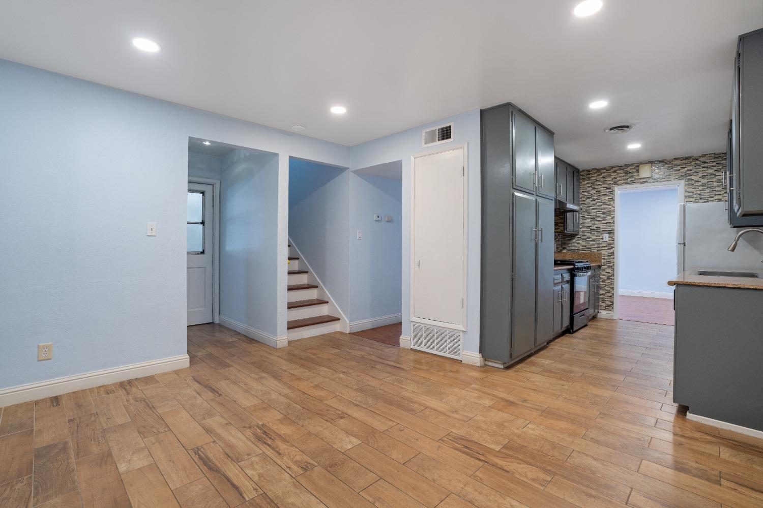 6101 Garden View Way