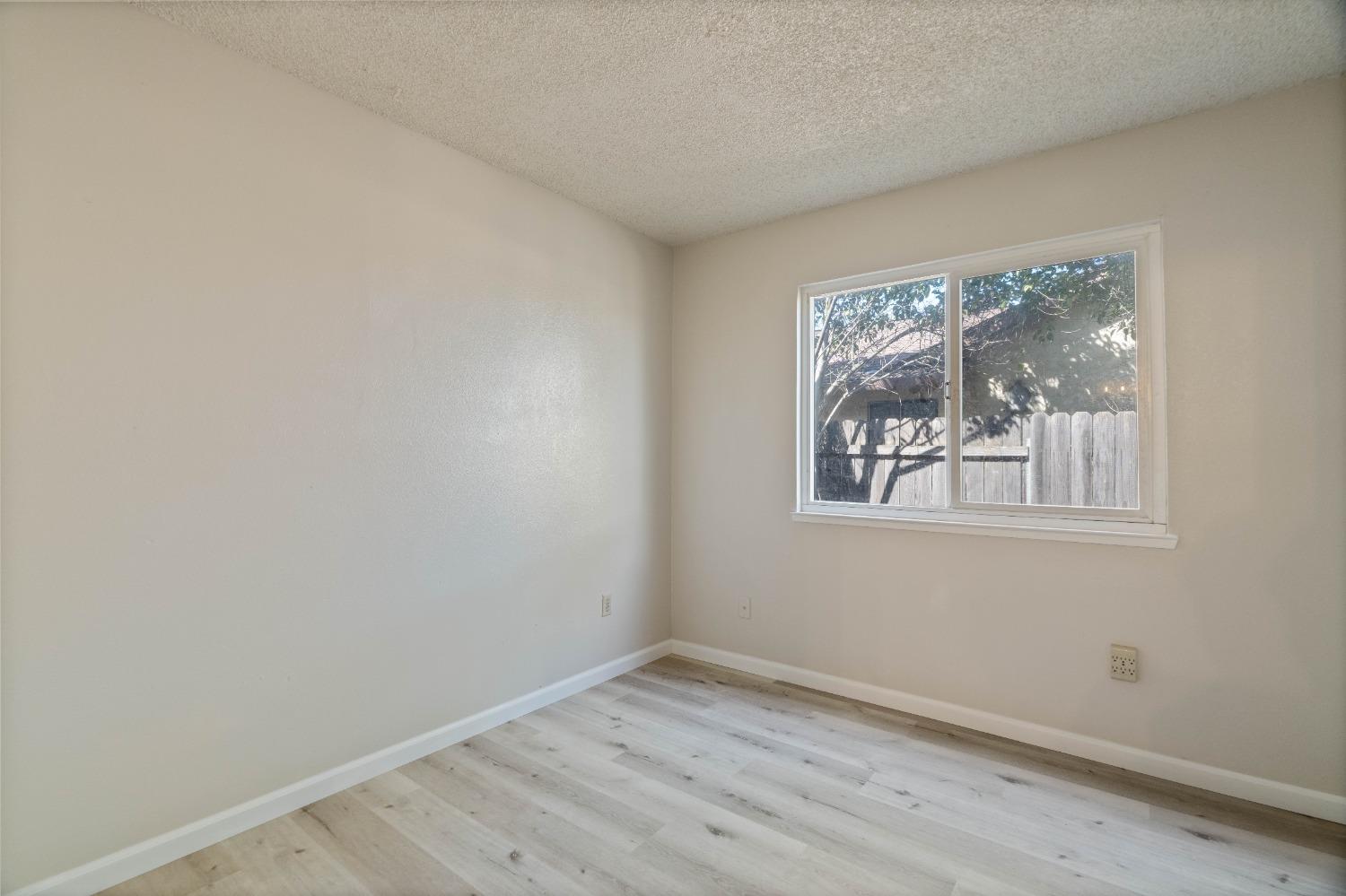 680 Turnstone Drive