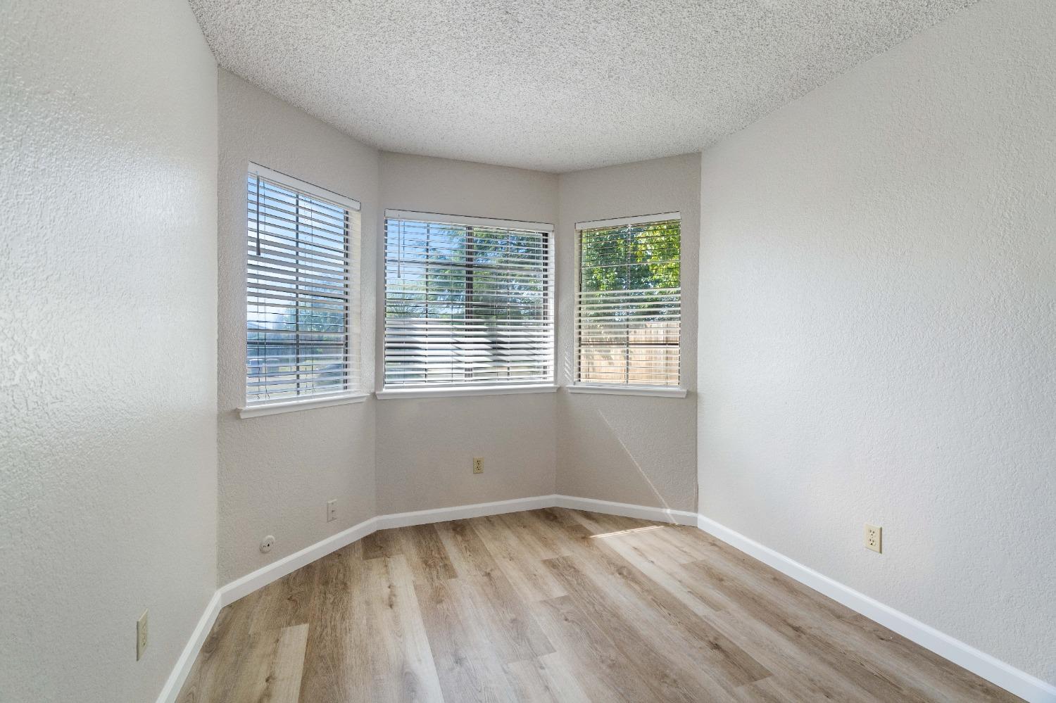 675 Turnstone Drive