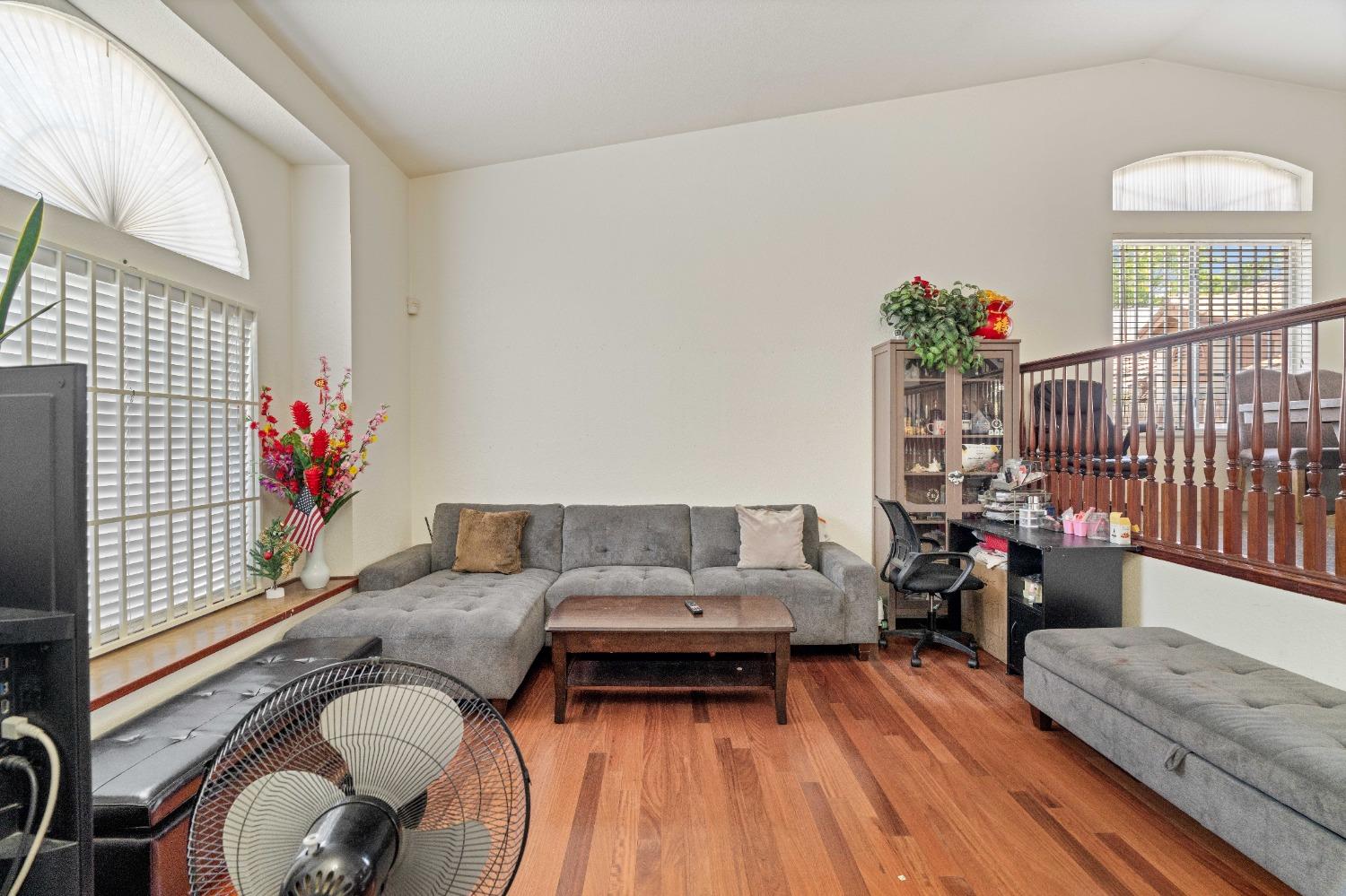 8133 Pine Oaks Court