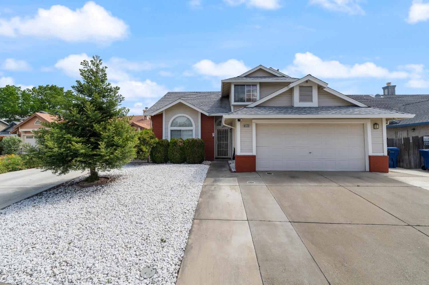 8133 Pine Oaks Court