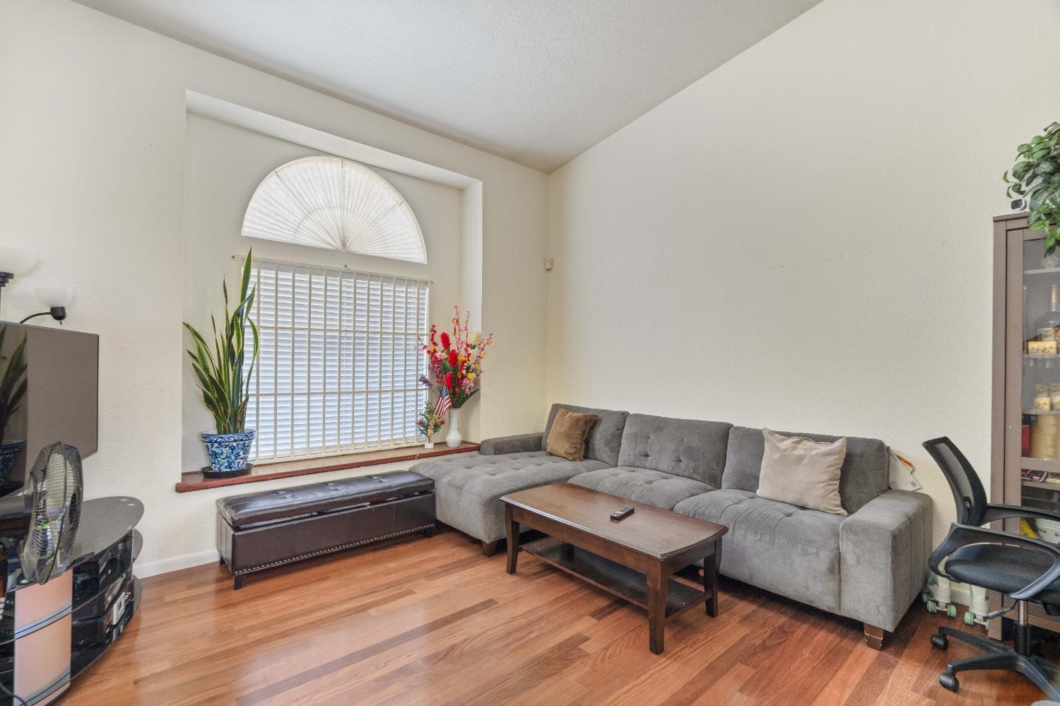 8133 Pine Oaks Court