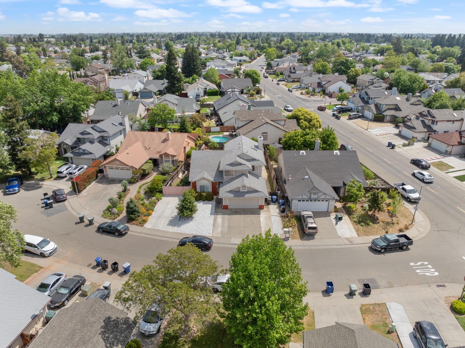 8133 Pine Oaks Court