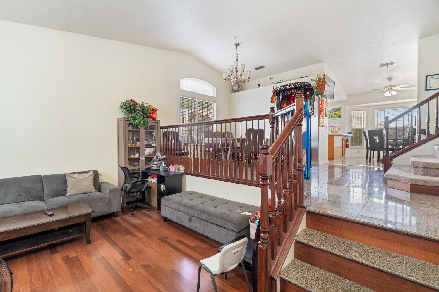 8133 Pine Oaks Court