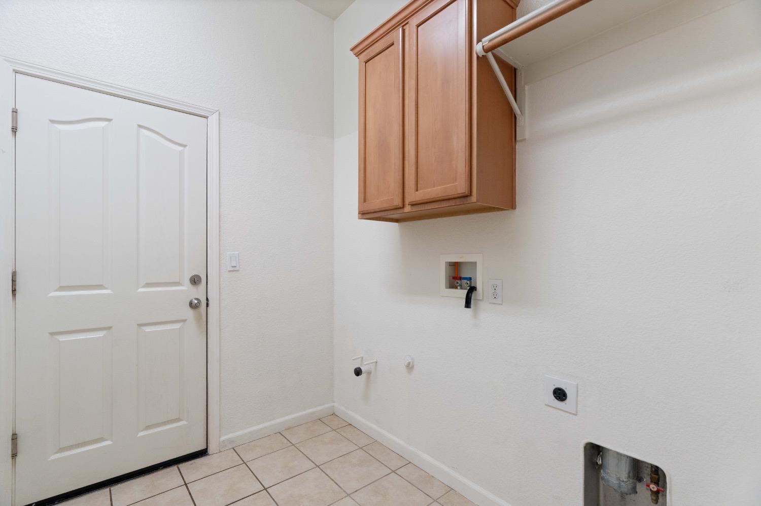 7110 Gladwin Way