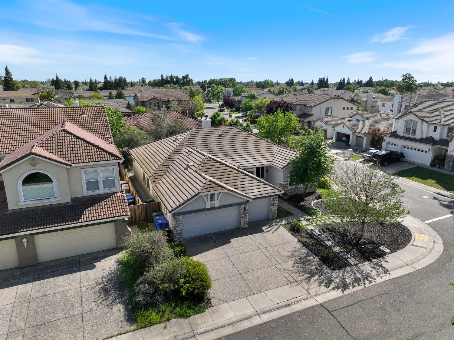 7110 Gladwin Way