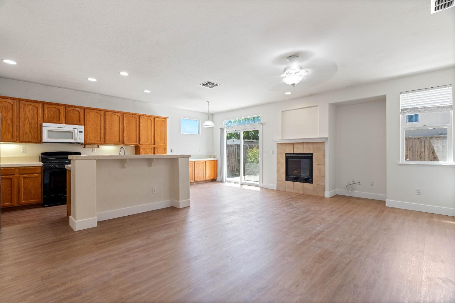 9443 Marius Way