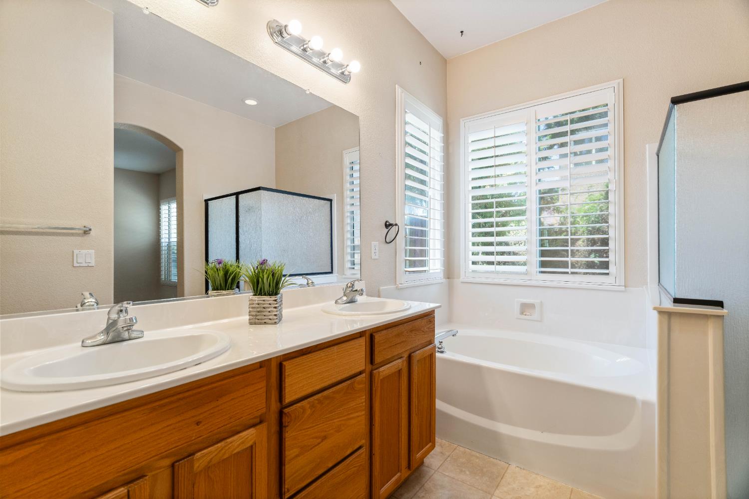 4913 blossom Ranch Dr.