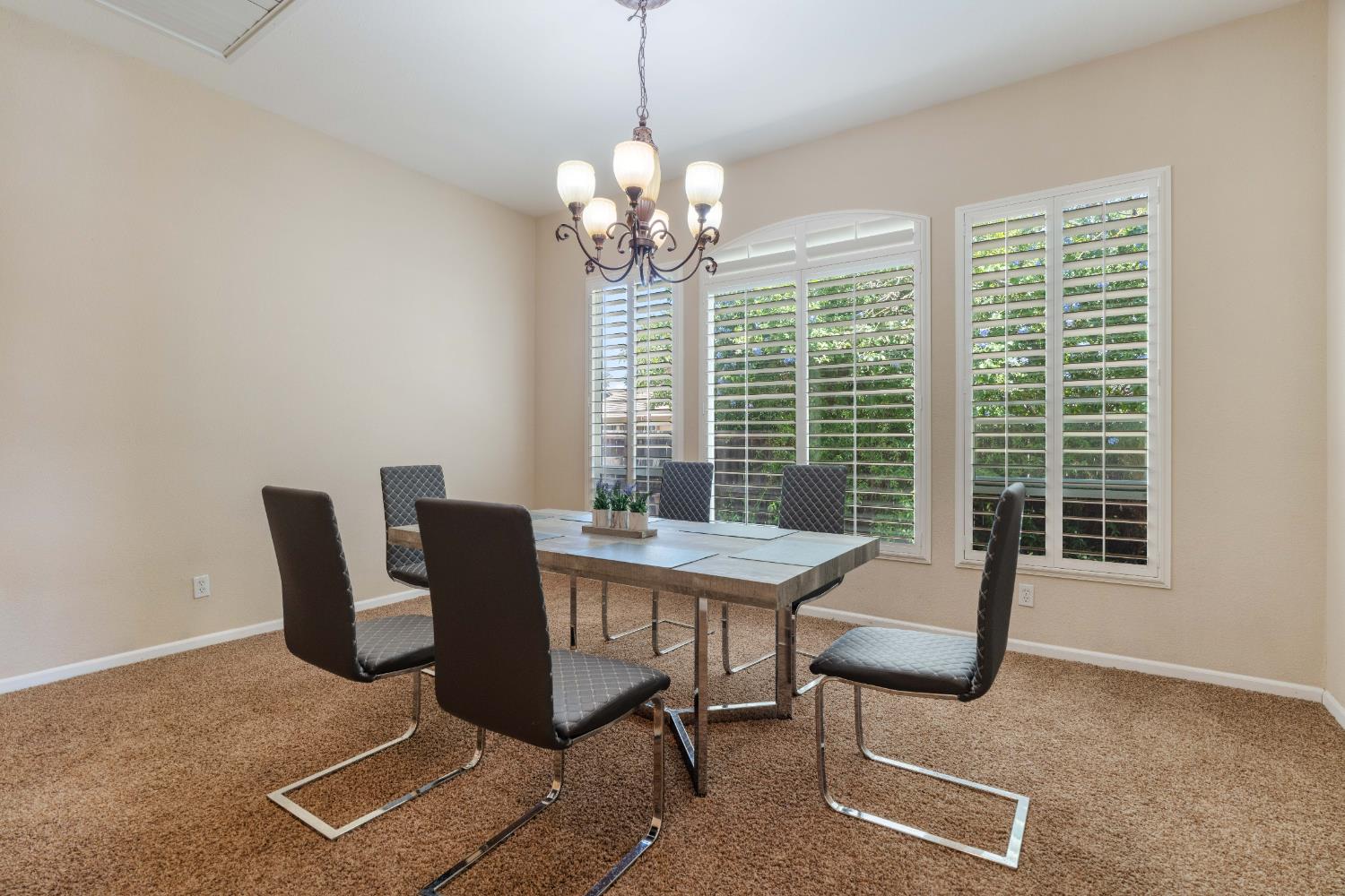 4913 blossom Ranch Dr.