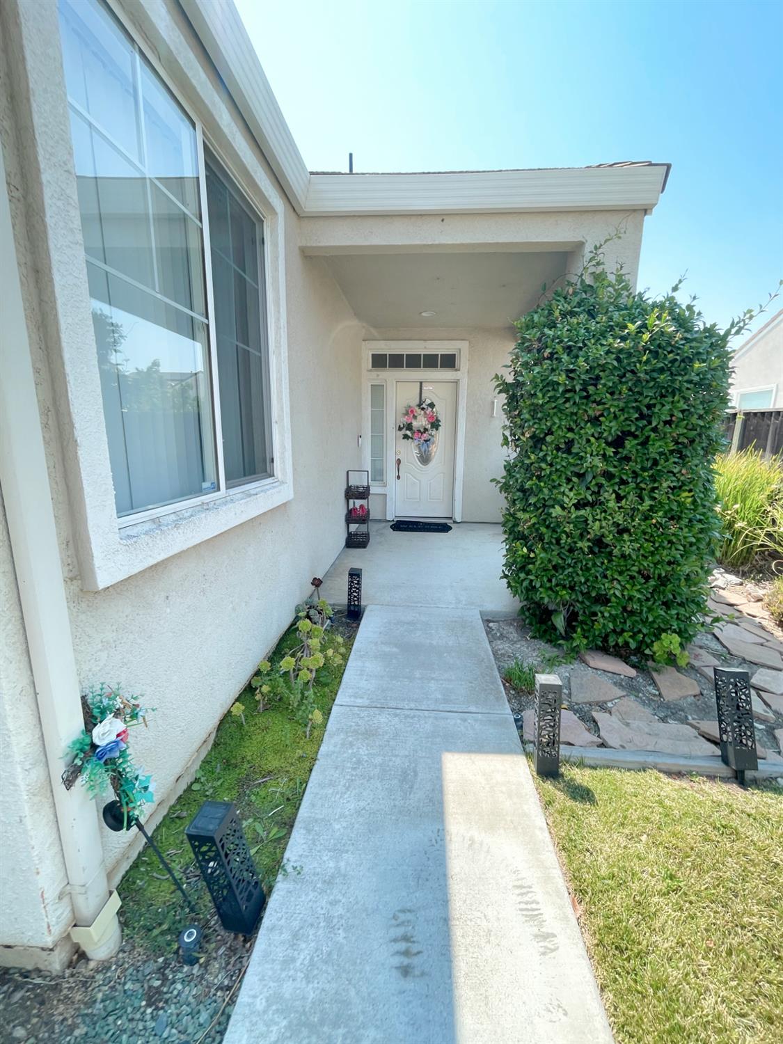204 Martin Eden Court