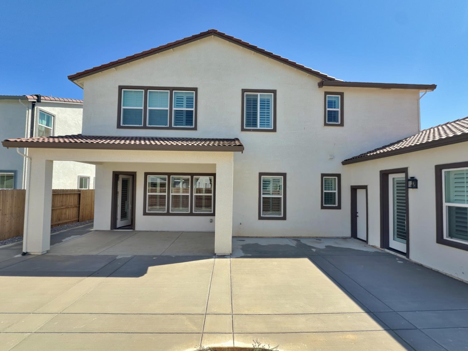 8594 Sona Way