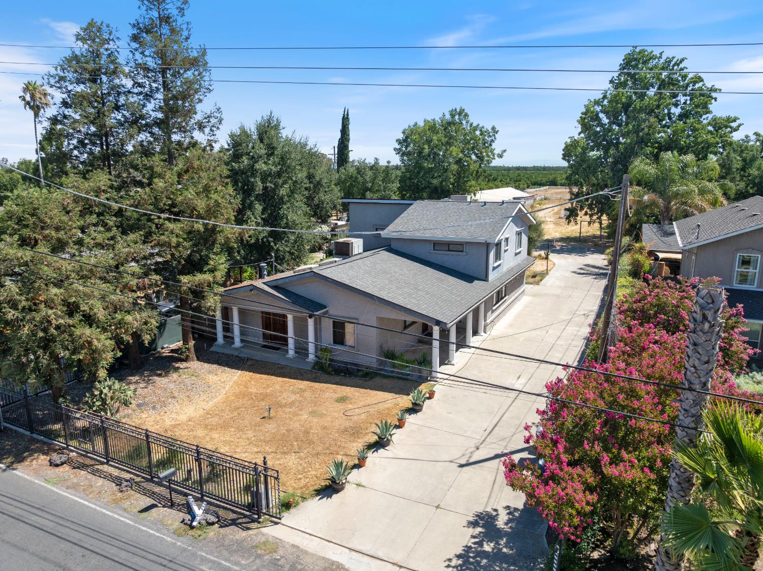 1660 N White Lane