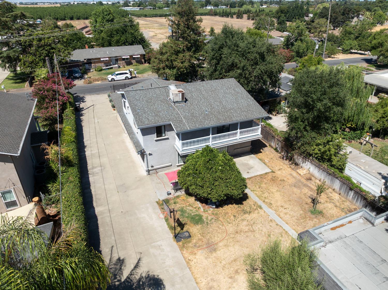 1660 N White Lane