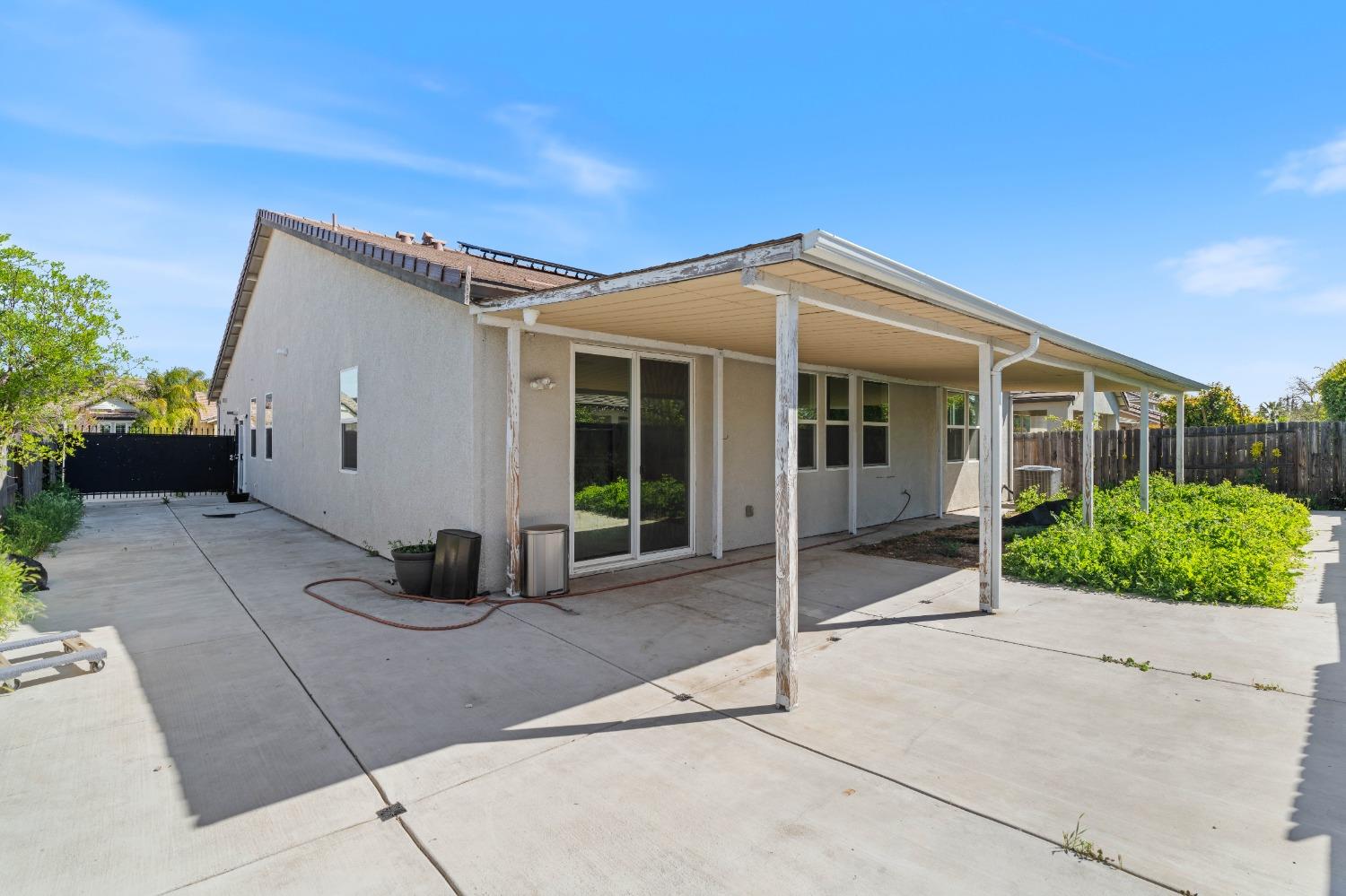 3760 Orbison Lane