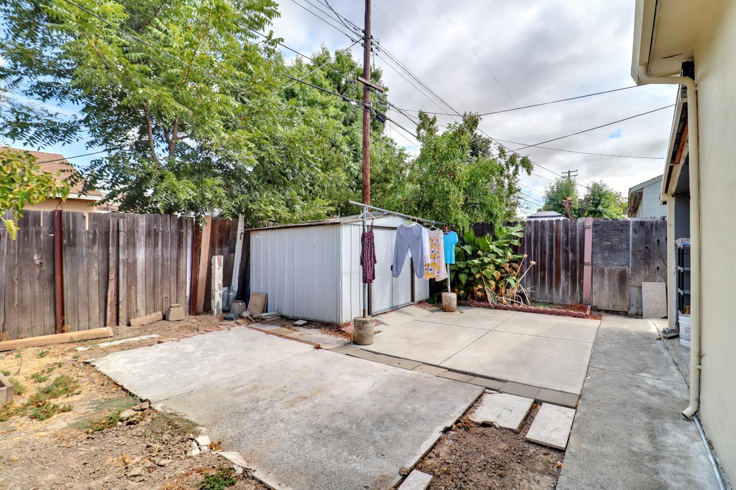 5219 Thurman Way