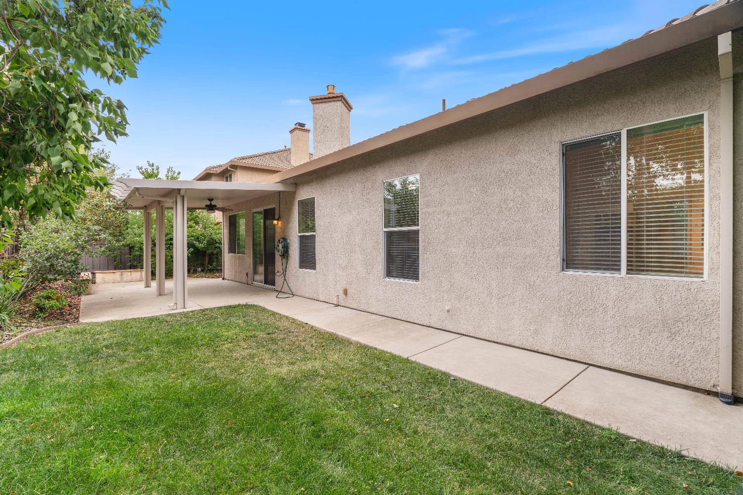5546 Swadly Way
