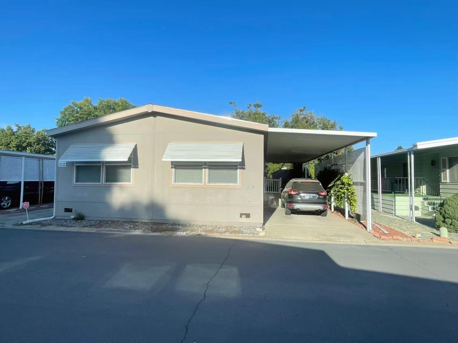 8665 Florin Road 129