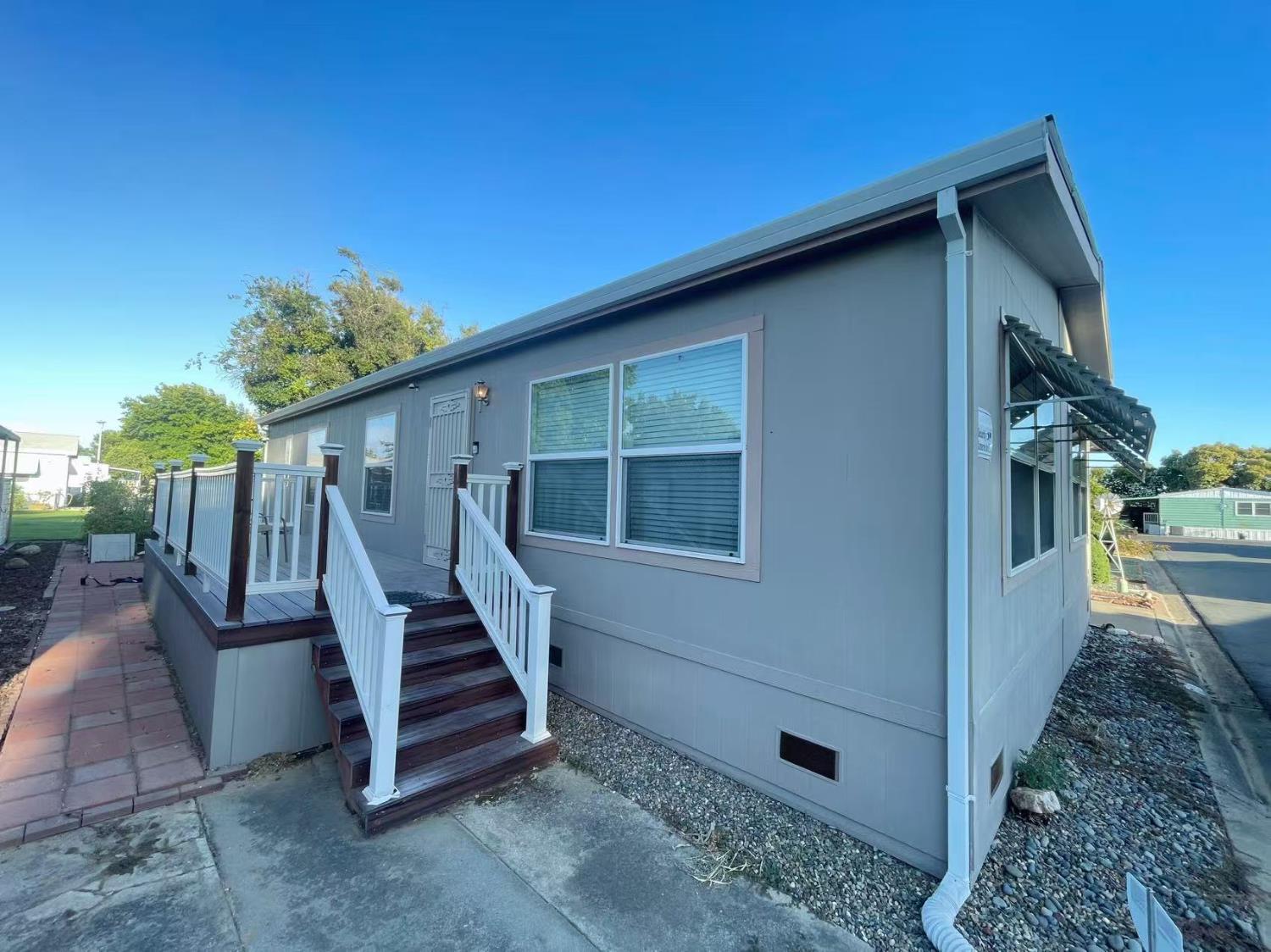 8665 Florin Road 129