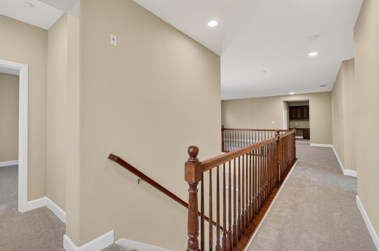 3750 Bridgeway Lakes Drive
