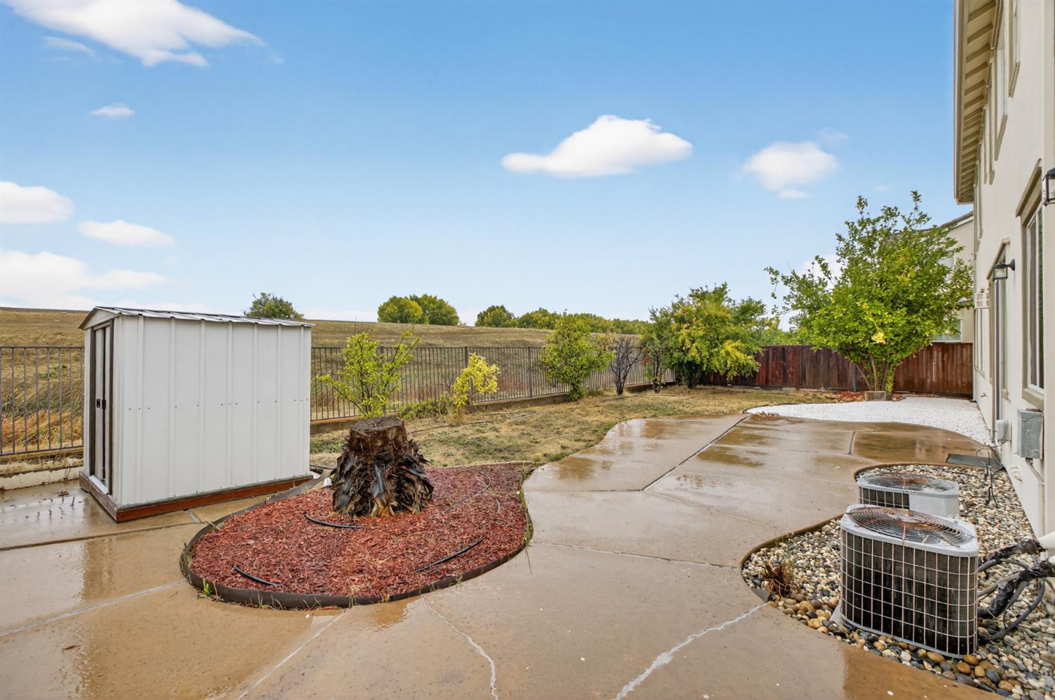 3750 Bridgeway Lakes Drive