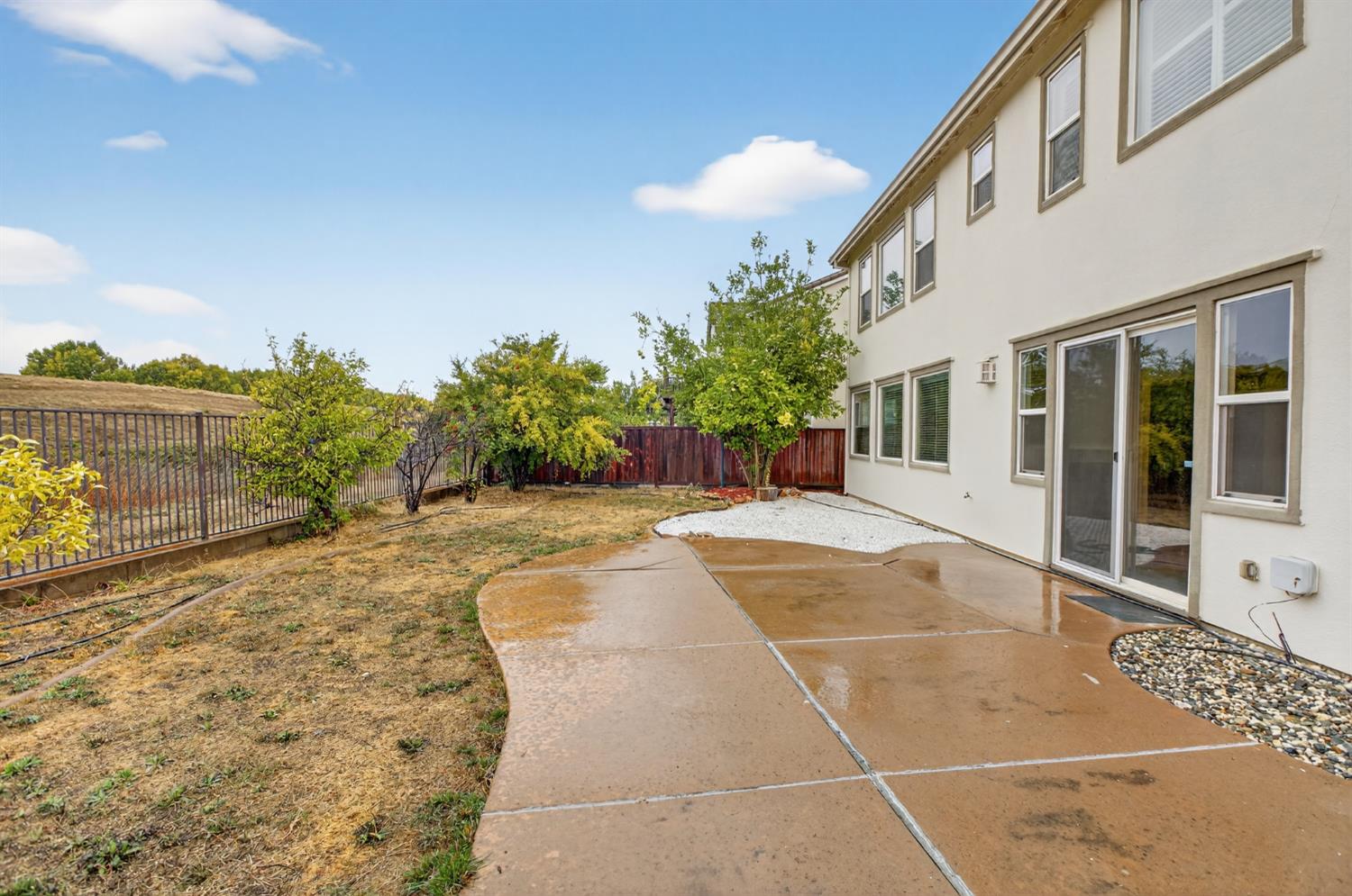 3750 Bridgeway Lakes Drive