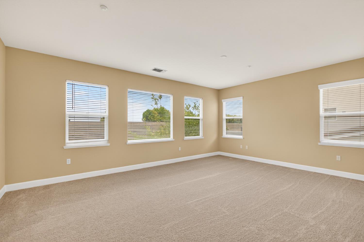 3750 Bridgeway Lakes Drive