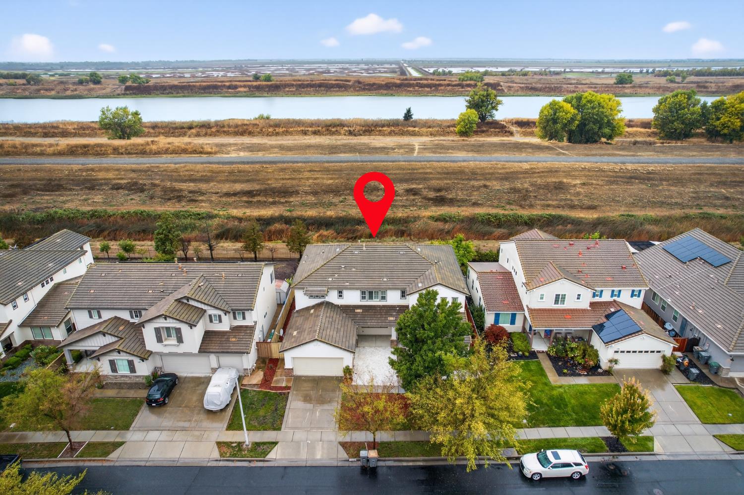 3750 Bridgeway Lakes Drive
