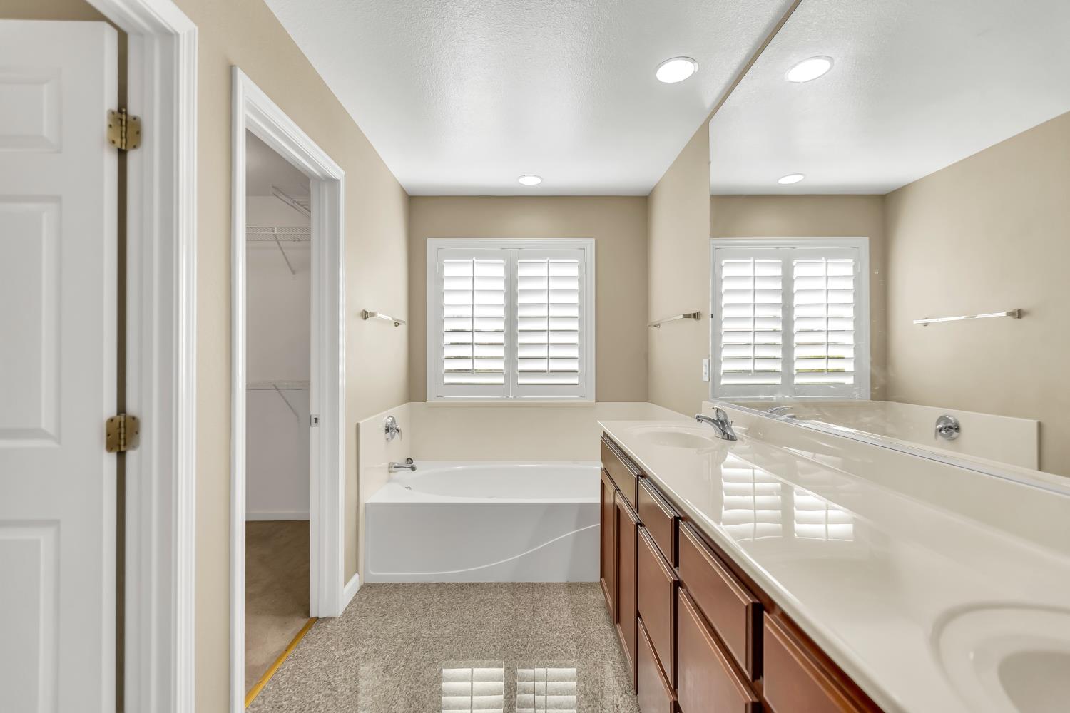 9126 Verdicchio Court